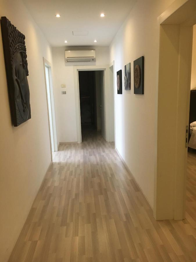 מסטרה Sunday Apartments מראה חיצוני תמונה