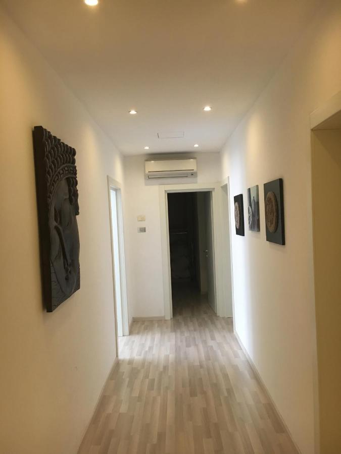 מסטרה Sunday Apartments מראה חיצוני תמונה