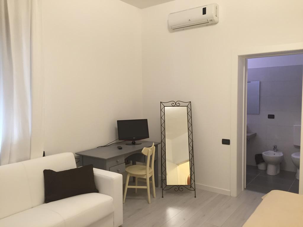 מסטרה Sunday Apartments מראה חיצוני תמונה